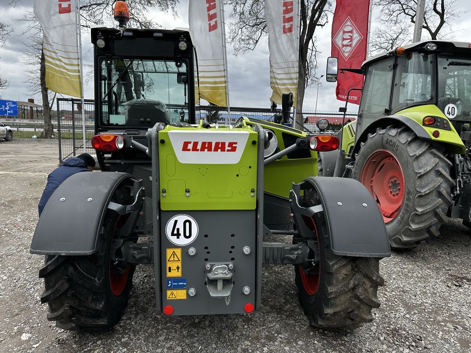 Телескопічний навантажувач CLAAS SCORPION 733 VP