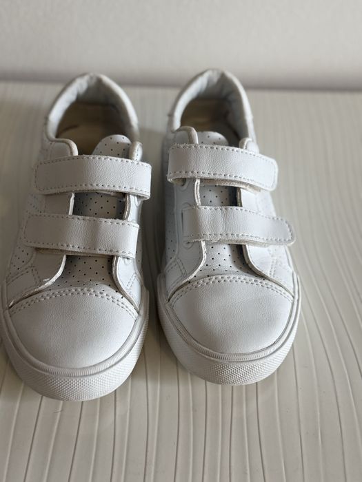 Білі дитячі кеди