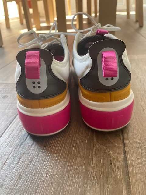 Sneakersy NIKE Air Max Dia roz. 38
