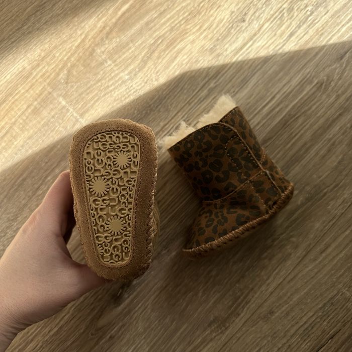 Уггі ugg оригінал ,капці на дівчинку в леопардовому принті нові