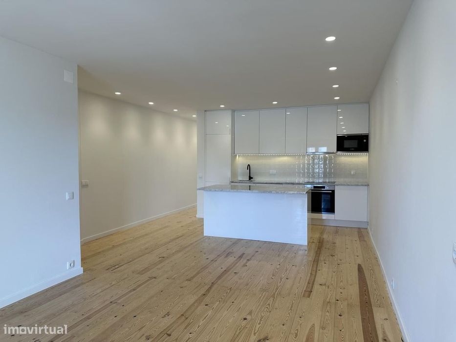 Apartamento T3 com vista, Santo António, Lisboa
