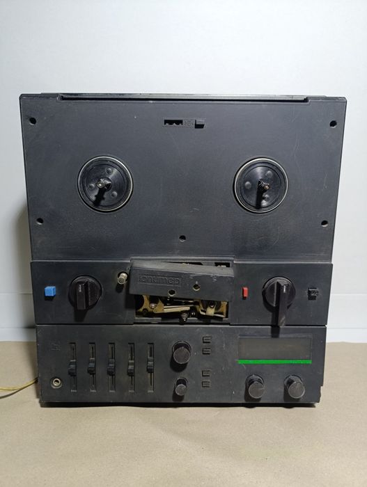 Юпітер магнітофон.Стан живий,по фото.