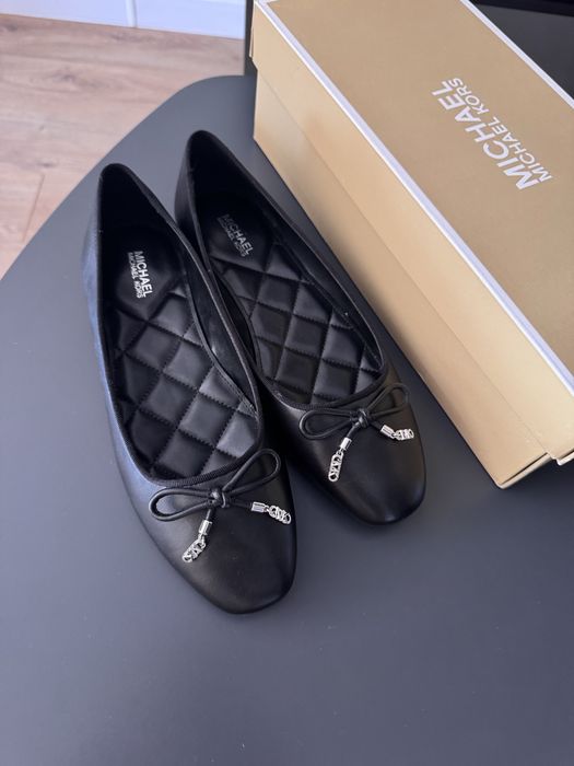 Балетки Michael Kors, розмір us 7.5, (EU 38), чорні