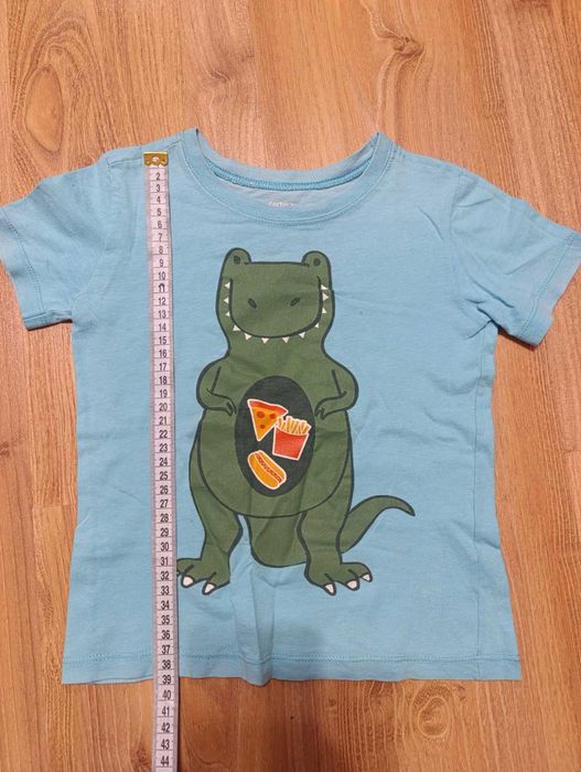 Дитяча футболка з динозавром та веселим принтом — комфорт і стиль!