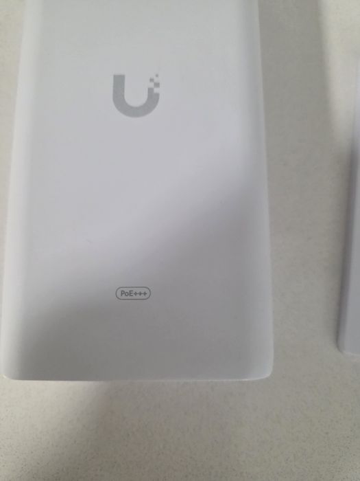 UniFi 10G PoE+++ Adapter (90w)