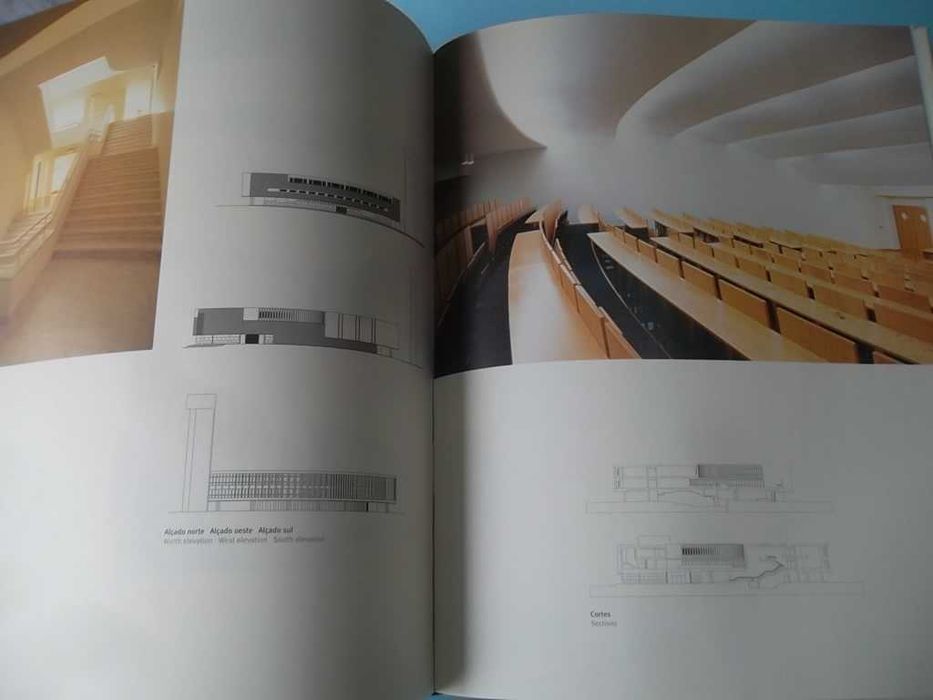 Arquitectura Portuguesa Contemporânea - Livro luxo c/ estojo 740 págs.