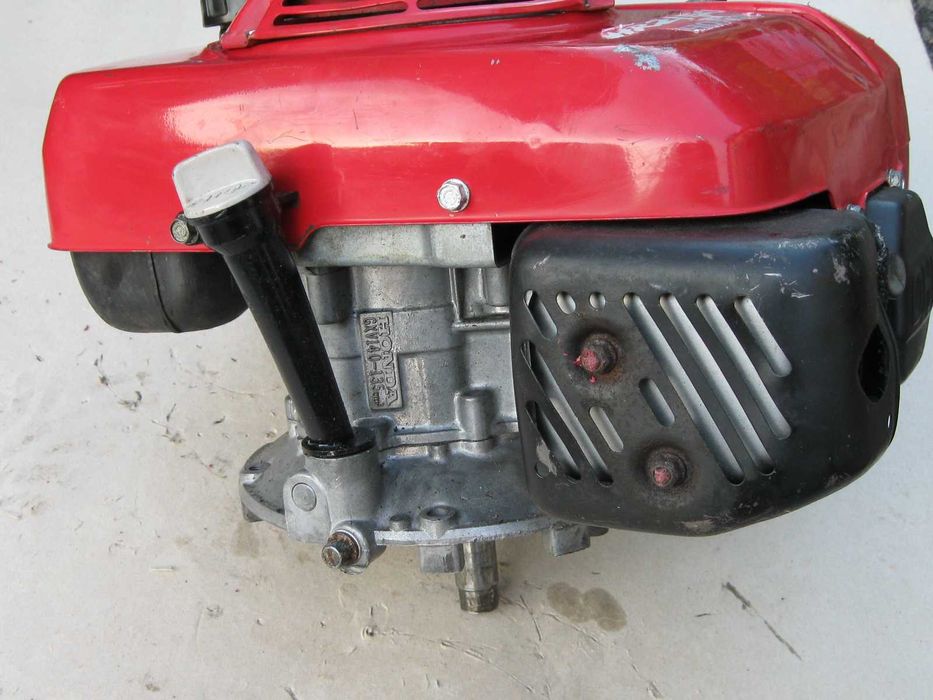 Glebogryzarka kosiarka silnik honda gxv140