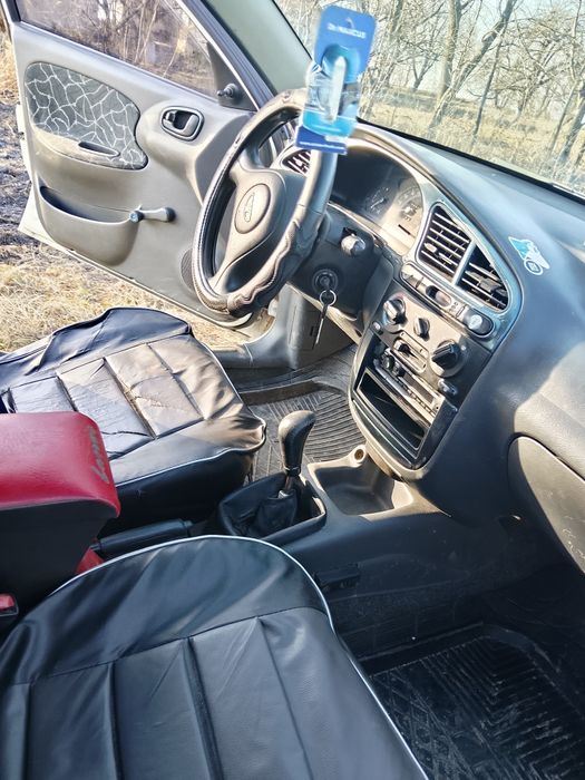 Део Ланос в хорошому стані