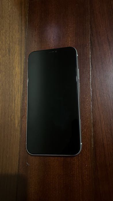 iPhone 11 64 GB – Bom estado – Bateria 99%