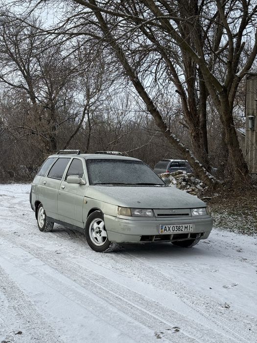 Ціна до понеділка, без торгу! Приїхав запустив поїхав. Мотор не димить, коробка вмикається вимикається, по кузову +\- жива. Продаж по тп. АКБ є, але слабуватий. Газ/ бенз (4пок. вписаний в тп) Дурні питання не задавати, дивіться на ціну!