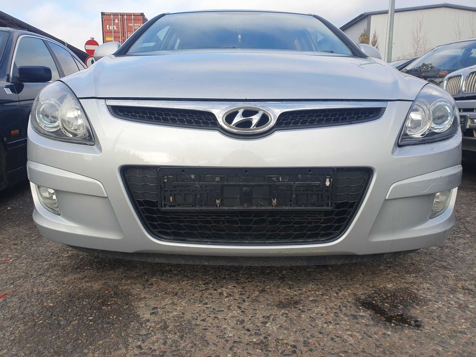 Hyundai i30 / 1.4 / 2009r na części