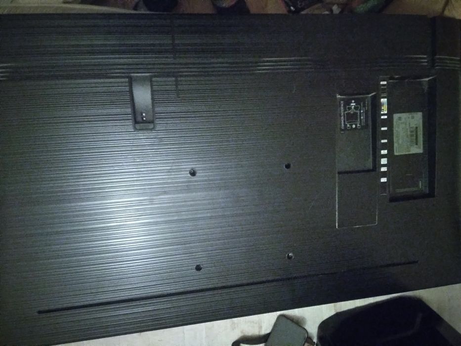 Телевизор Samsung UE49NU7100U под ремонт матрица вроде целая
