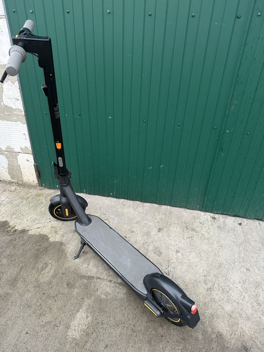 Продам ninebot g30 max