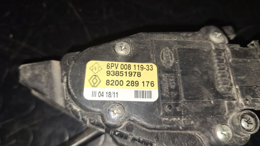 Pedal de acelarador  renaut trafic 2.0dci