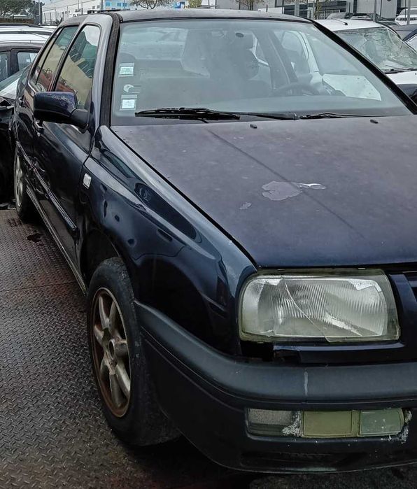 Volkswagen Vento para peças