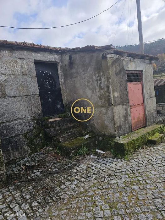 Moradia para restauro