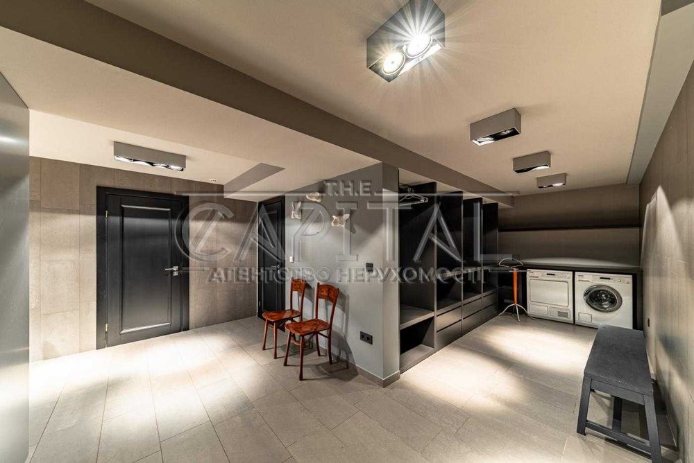 Оренда будинку з газом | Солом’янка | вул. Радченка | 397 м²