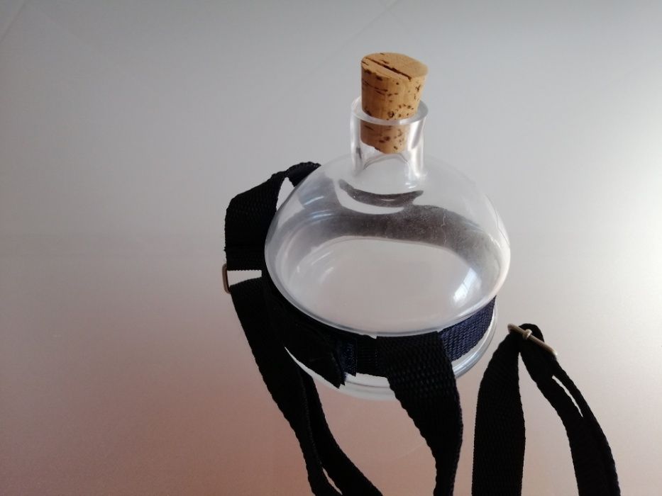 Três peças da coleção Mglass (Marinha Grande)