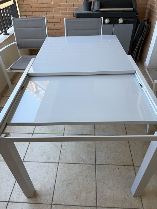 Mesa de alumínio extensivel NATERIAL LYRA Cinza