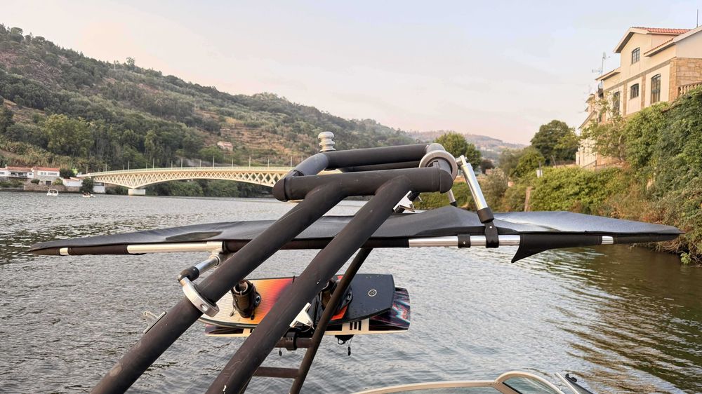Chaparral 216 SSI 2010 – Volvo Penta 270cv – só 600h – Rio Douro