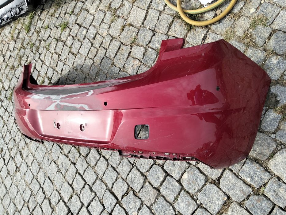 Parachoques Opel Astra k ref. 39161692