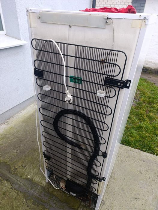 Продам морозильну камеру.