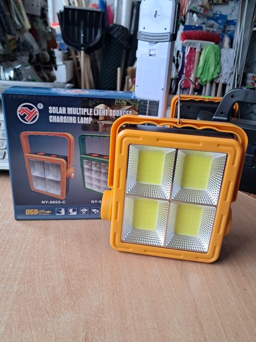 Ліхтарик на 2 акумуляторах + сонячна панель!