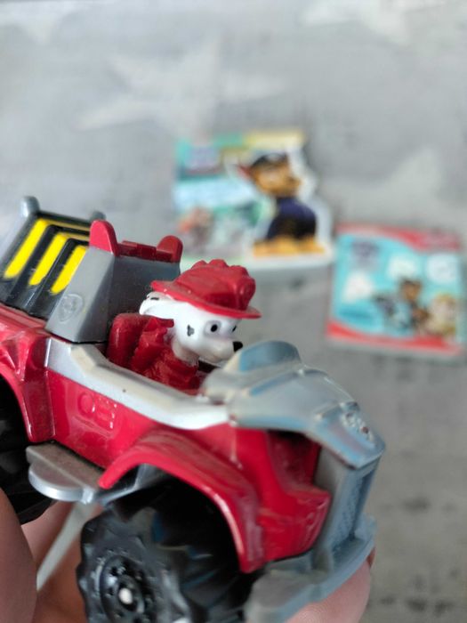 Psi patrol książeczki samochód Marshall