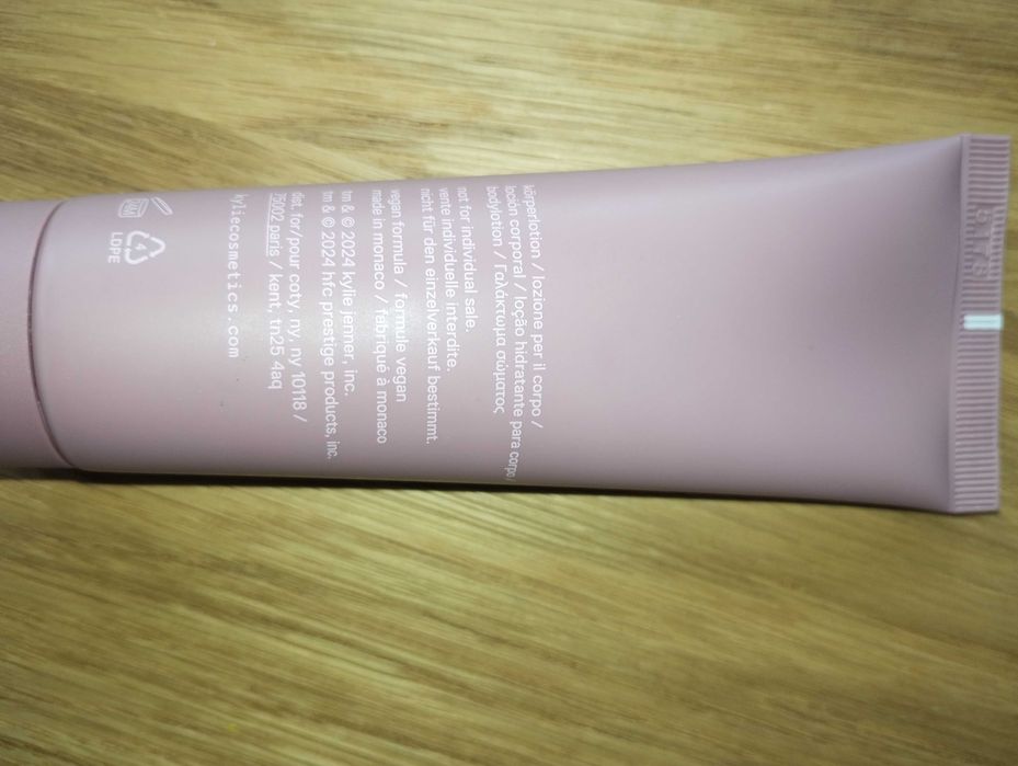 Cosmic Kylie Jenner body lotion 75ml