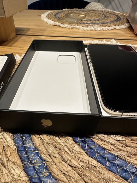 Iphona 12 pro max 256gb pudelko kabel case