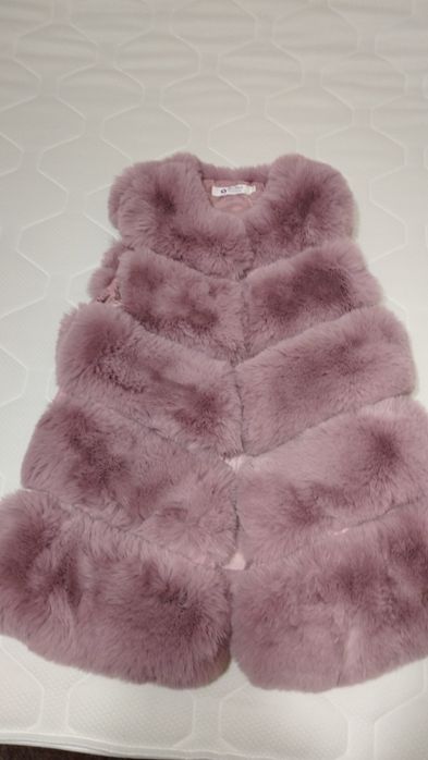 Хутряна желетка для дівчаток