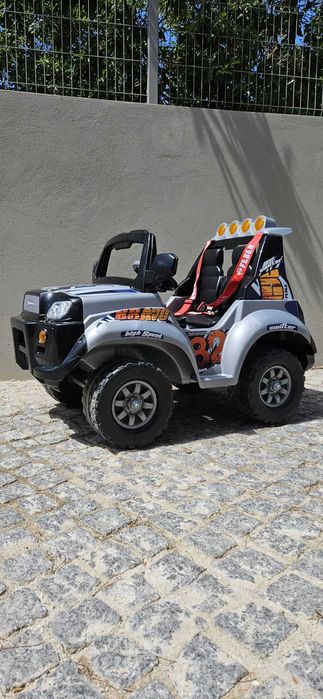 Feber Carro Bateria 2 lugares 12v X-Storm Bravo High Speed (Como Novo)