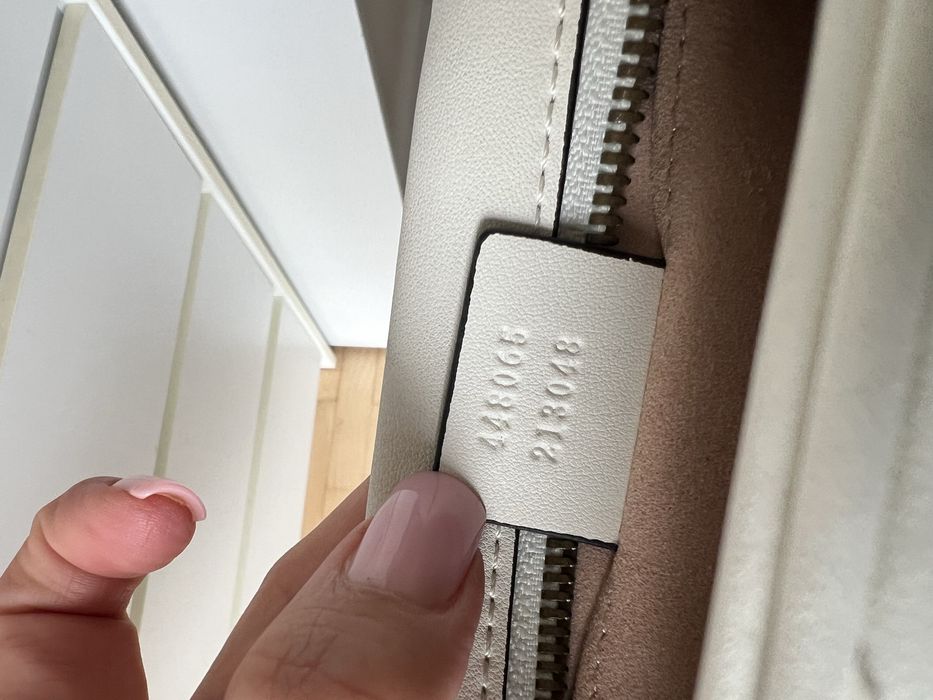 Mała Biała torebka Gucci listonoszka crossbody