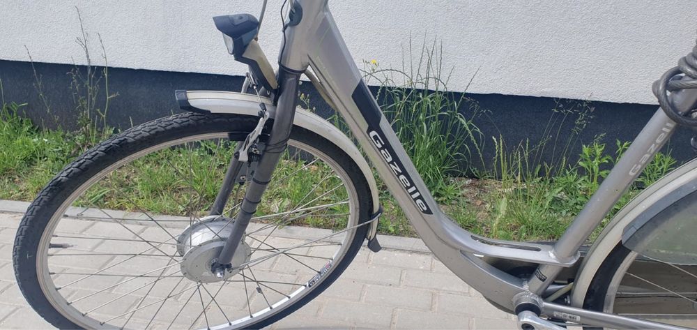 Rower Gazelle elektryczny trekkingowy