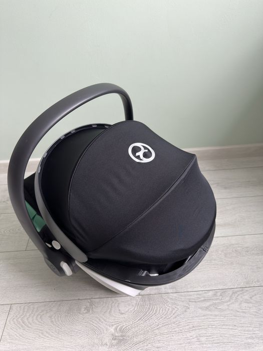 Cybex Aton B2 i-Size