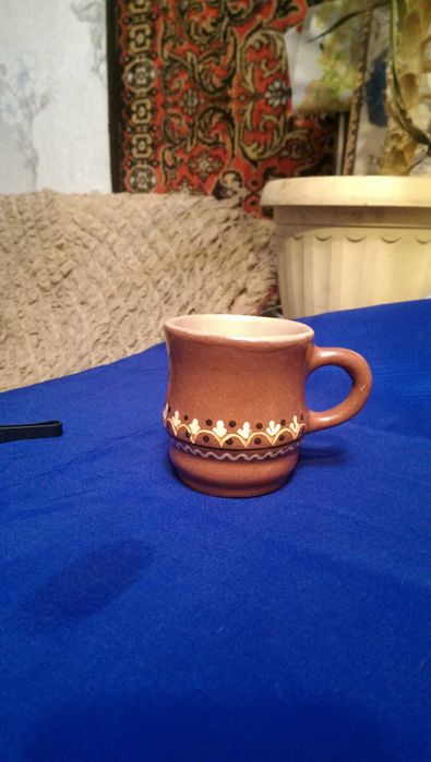 Старая винтажная кружечка в хорошем состоянии