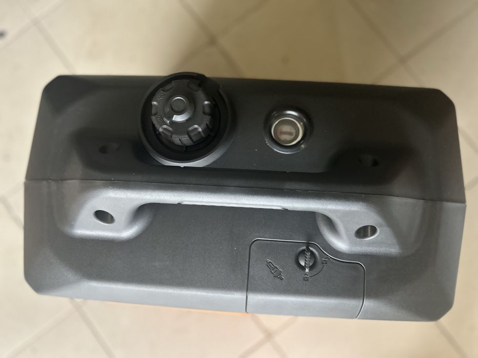 Продам генератор 2.8-3кВт інвенторний