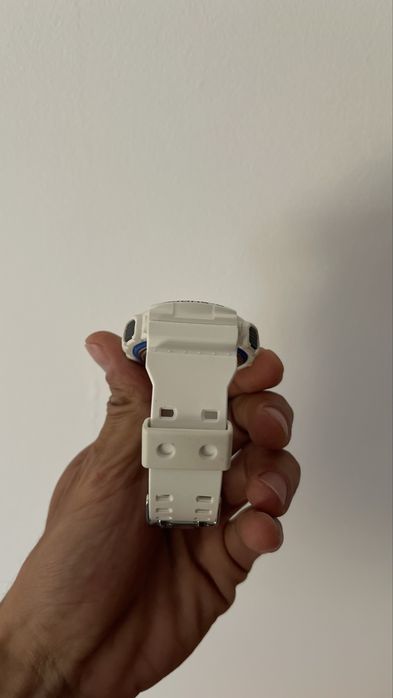 Casio G Shock branco novo