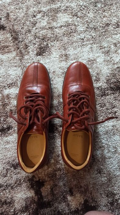 Кросівки шкіряні bally