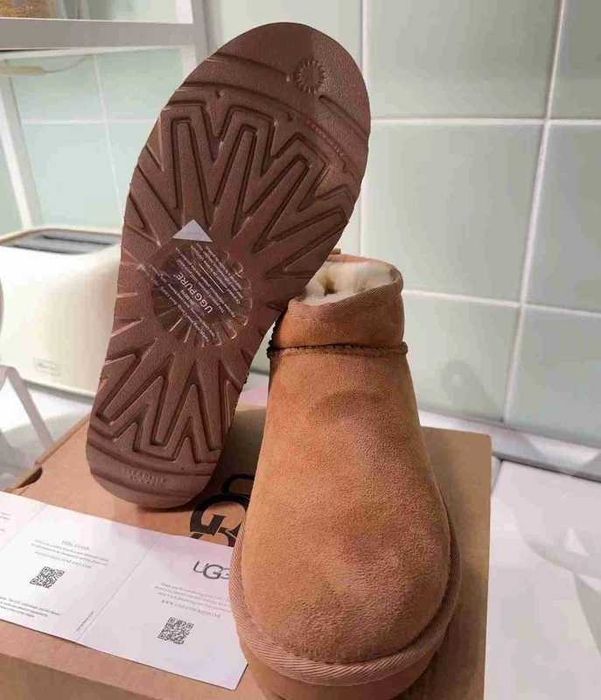 UGG Classic Ultra Mini rozmiar Nowe Orginalne 37