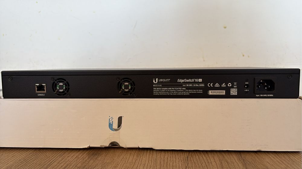 Ubiquiti EsdgeSwitch 16 XG (ES-16-XG) com portas 10GB SFP