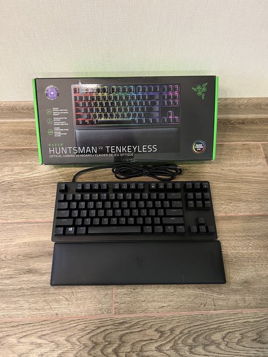 Механічна клавіатура Razer Huntsman V2 Tenkeyless (TKL)