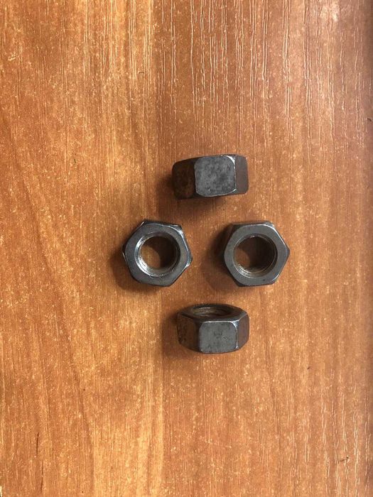 Nakrętka stalowa M12 - 10 szt, na klucz 19 mm.