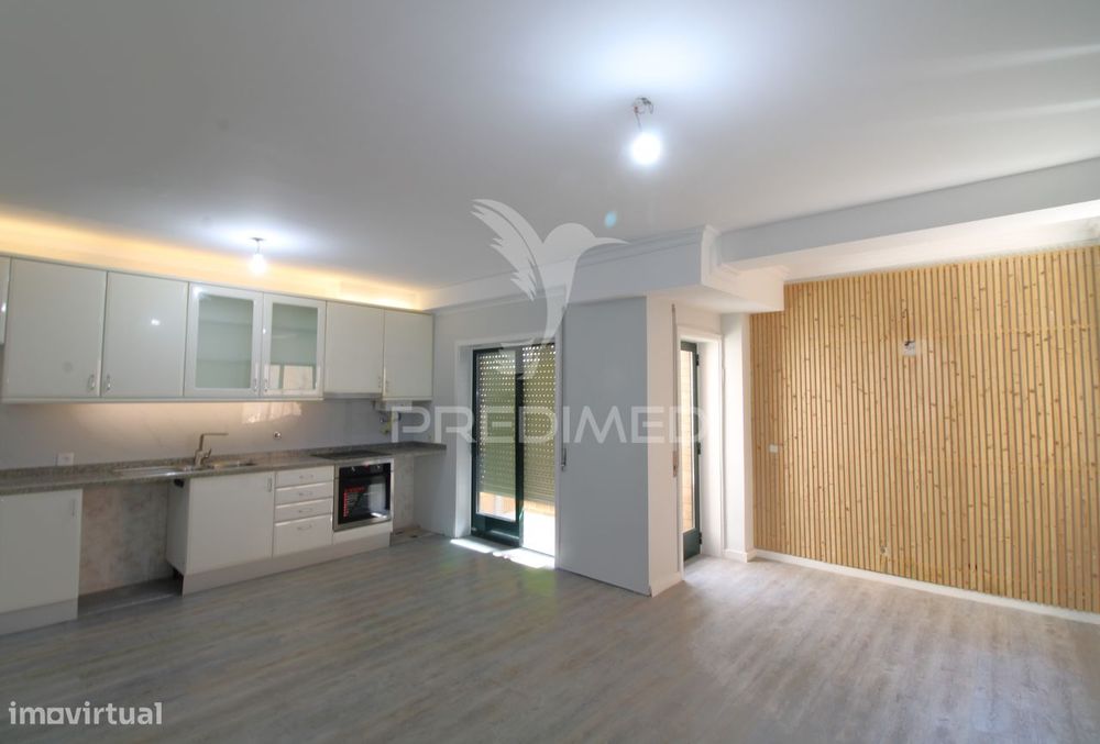 T1+1  remodelado no centro de Matosinhos