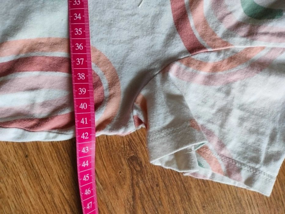 Spodenki , krótkie legginsy H&M + koszulka 134/140 cm