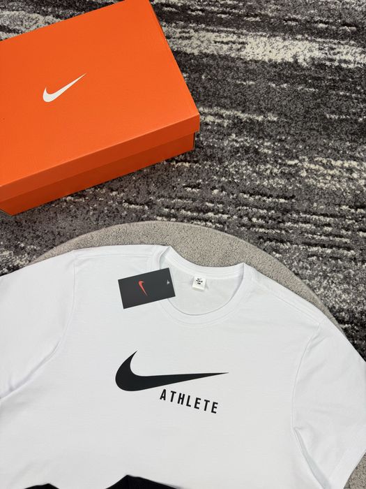 Футболки Nike ATHLETE нові чоловічі бавовняні