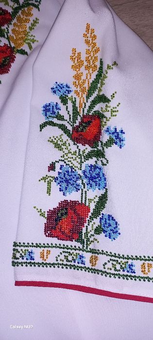 Вишиванка бісером