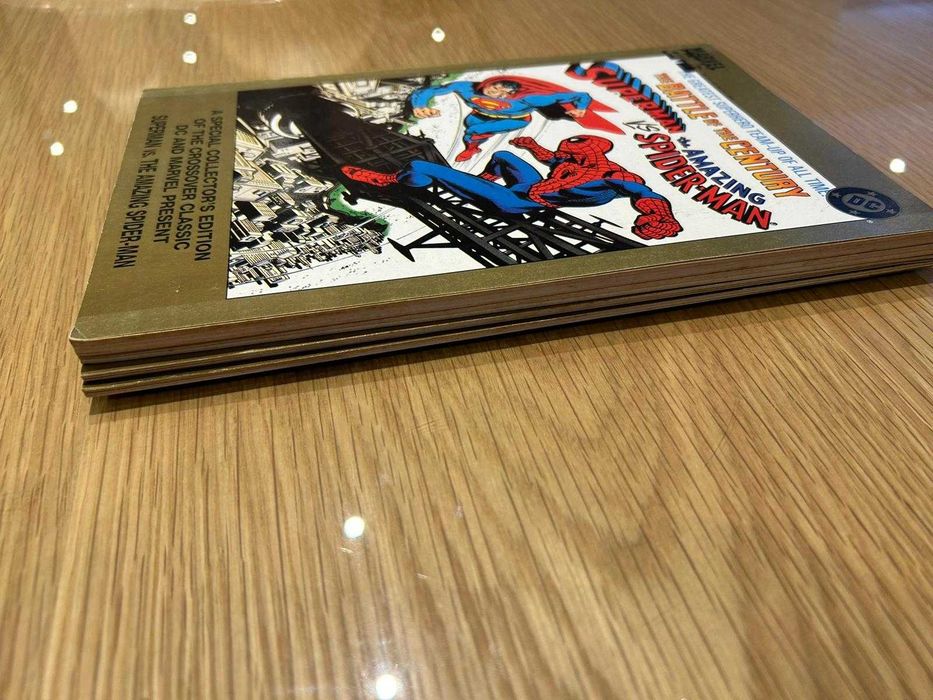 Banda Desenhada: Coleção Completa DC and Marvel Present de 1995