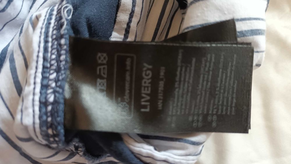 Calças em azul escuro