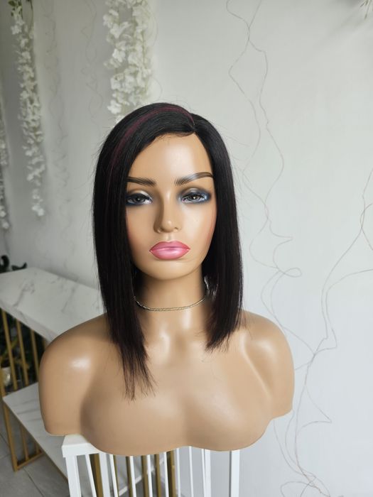 Peruka Anna long bob włosy naturalne kolor czarny bordo refleksy